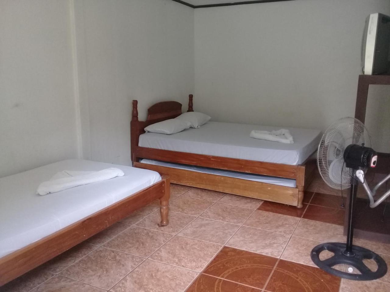 Hostel Orozco - Costa Rica Río Cuarto Екстериор снимка