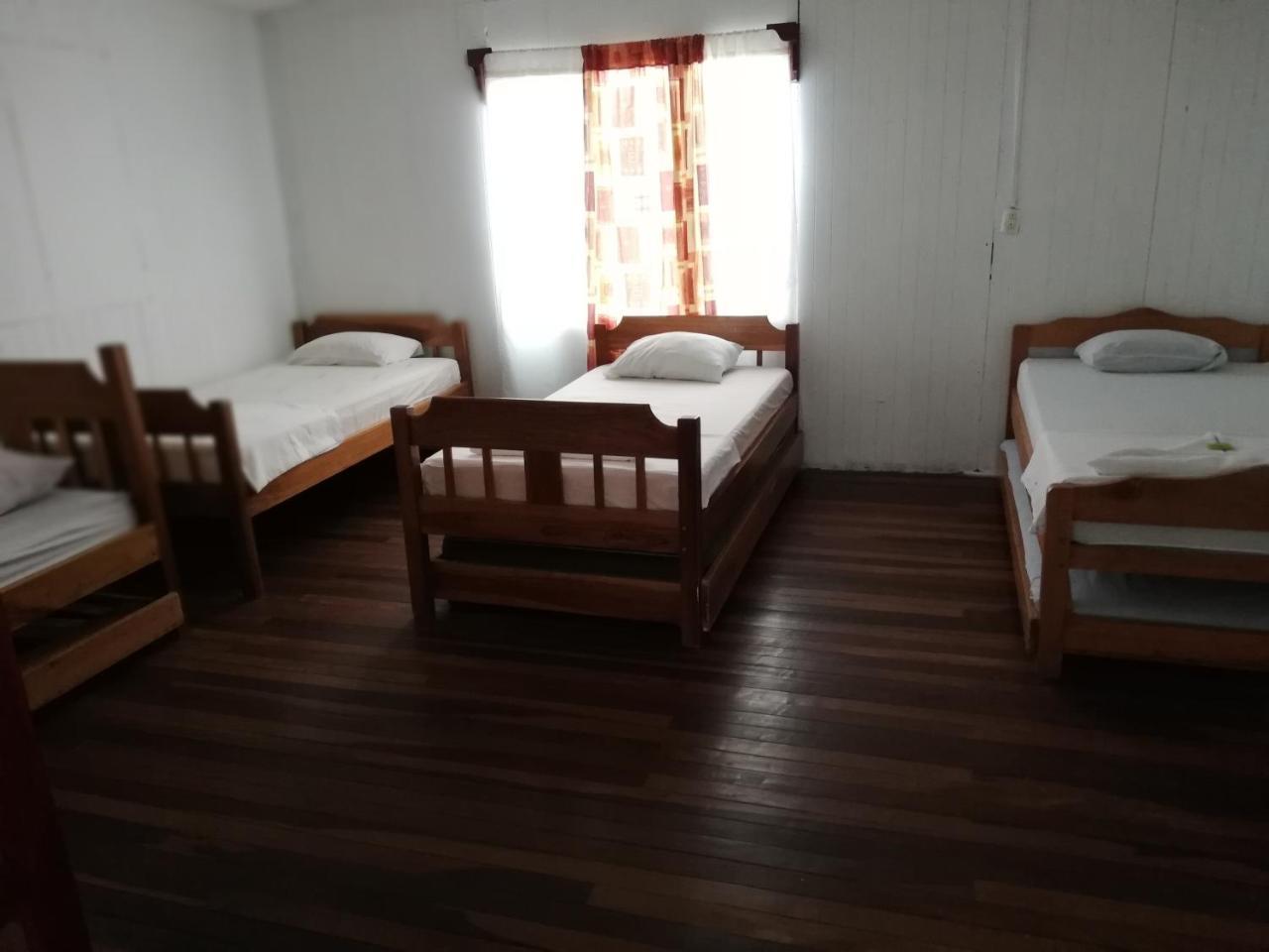 Hostel Orozco - Costa Rica Río Cuarto Екстериор снимка