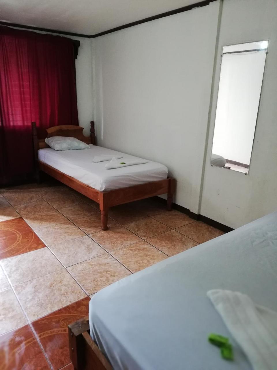 Hostel Orozco - Costa Rica Río Cuarto Екстериор снимка