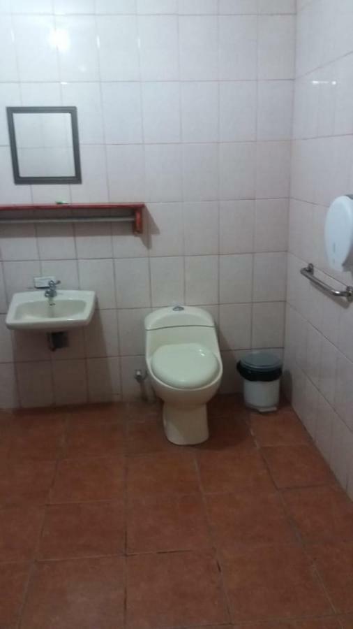 Hostel Orozco - Costa Rica Río Cuarto Екстериор снимка
